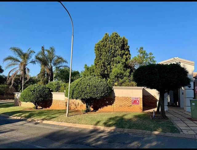 4 BEDROOM HOUSE FOR SALE IN GLENVISTA